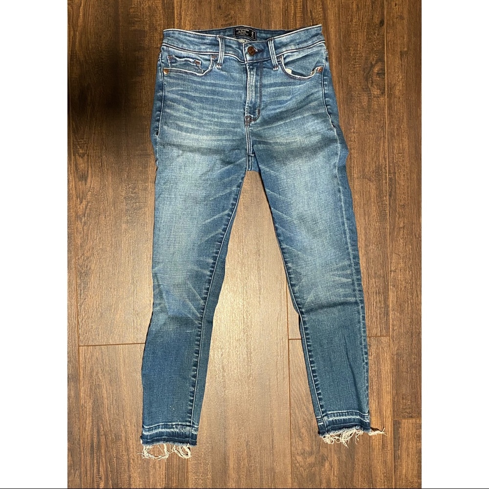 A&F Harper Low Rise Jeans